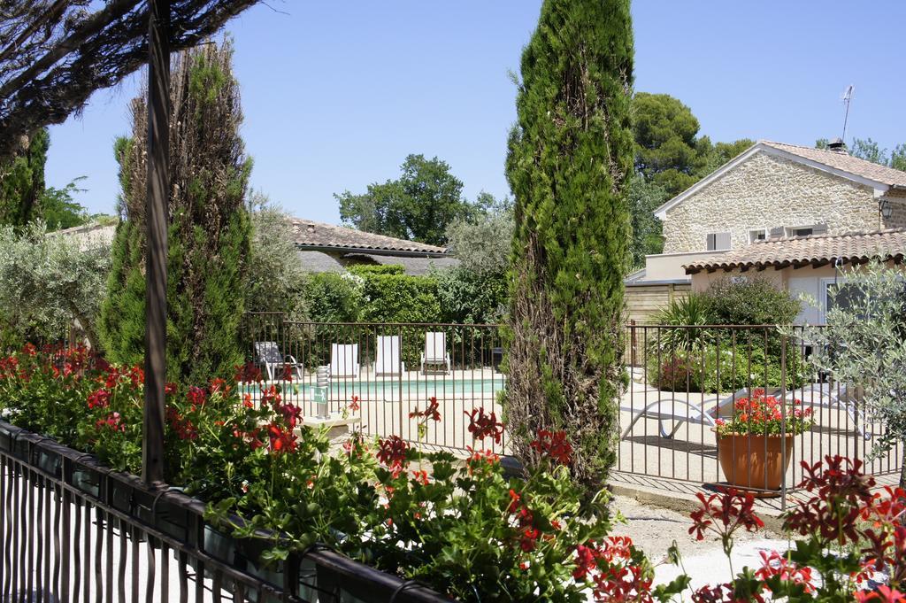Loriol-du-Comtat Residence Les Peupliers מראה חיצוני תמונה