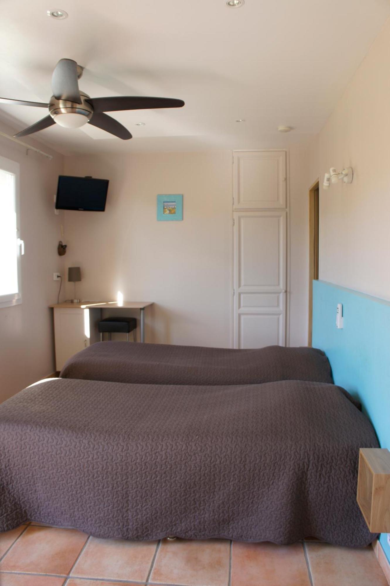 Loriol-du-Comtat Residence Les Peupliers מראה חיצוני תמונה