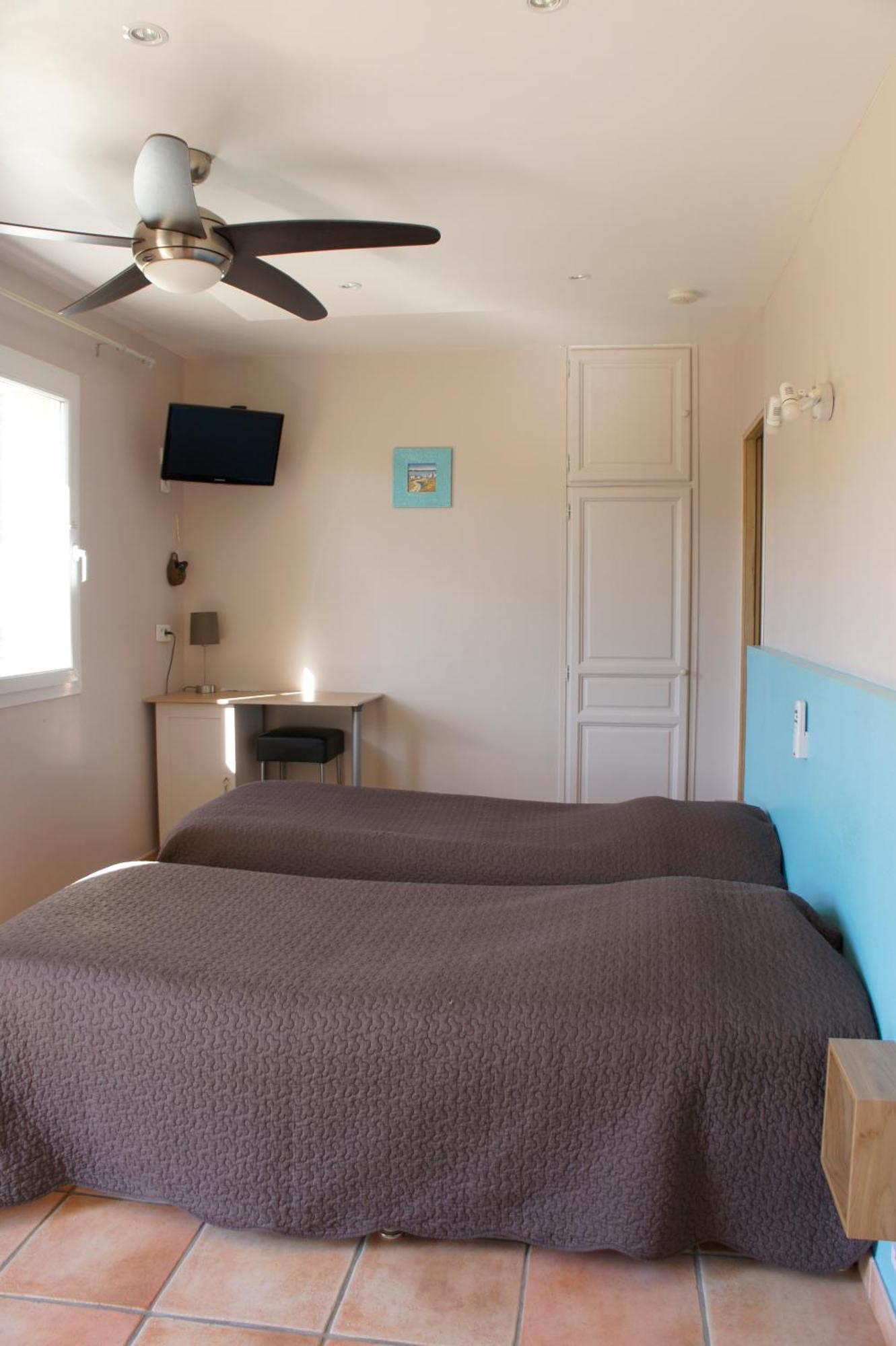 Loriol-du-Comtat Residence Les Peupliers מראה חיצוני תמונה