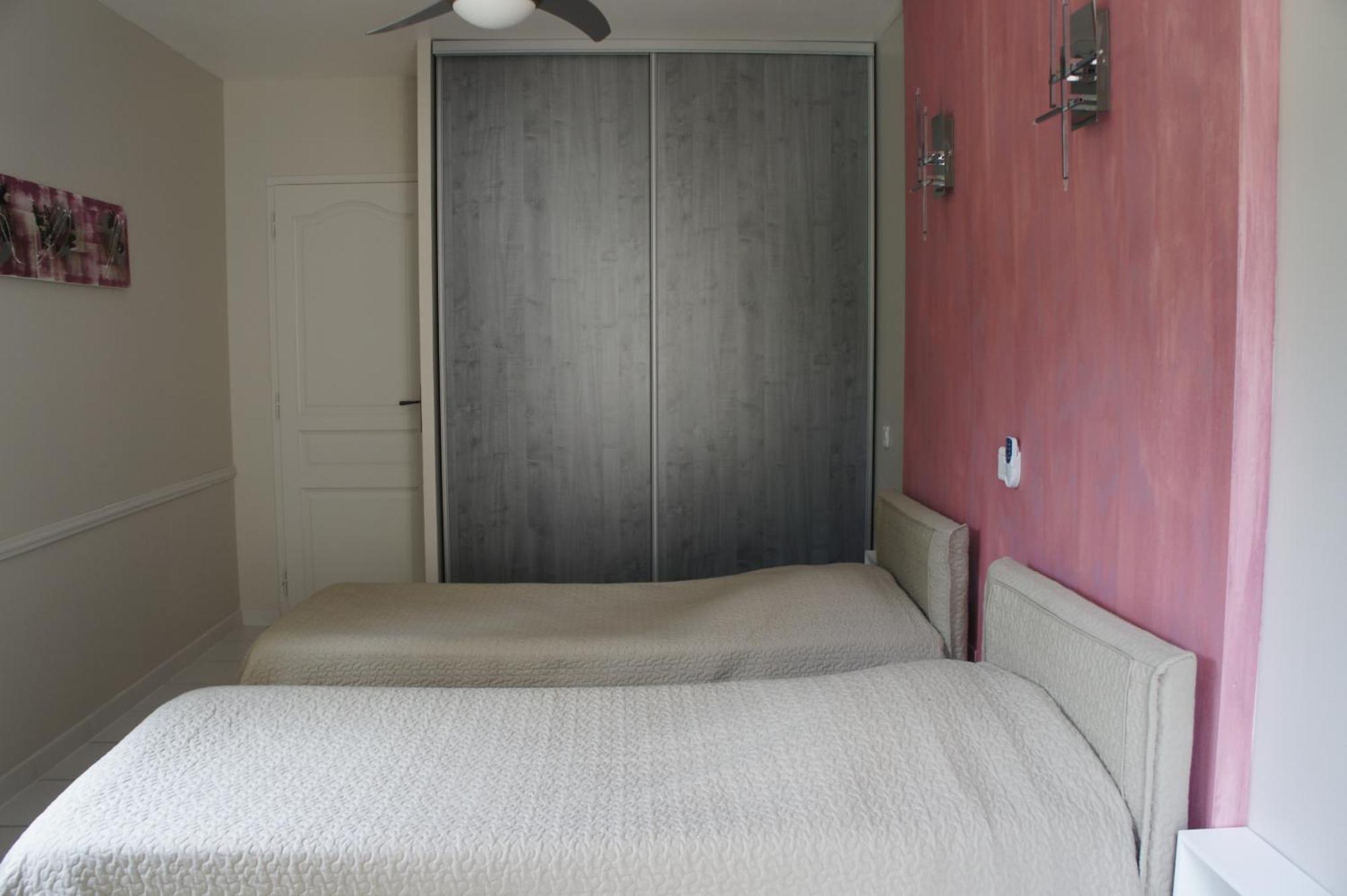 Loriol-du-Comtat Residence Les Peupliers חדר תמונה